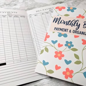 Monthly Bill and Expense Organizer, Logbook for Bills, Payment Journal, Spending Tracker, Monthly Planner, Subscription Booklet, Half Letter