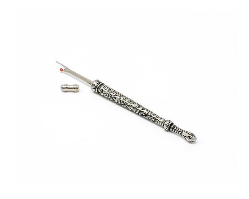 Large Seam Ripper Large Victorian Style Seam Ripper with Engraved Floral Handle image 3