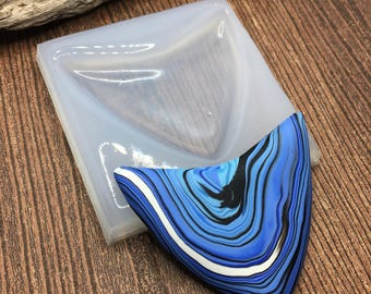 Stampo in silicone per cabochon - Forma triangolare curva - Crea gioielli con argilla polimerica e resina - Jessama Design #38