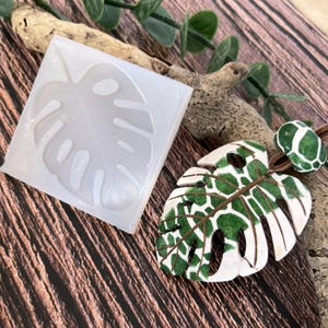Moule en silicone feuille de Monstera - motif feuille de Monstera - à utiliser avec de la pâte polymère, de la pâte métallique, de la résine - Jessama Design Monstera Leaf #2