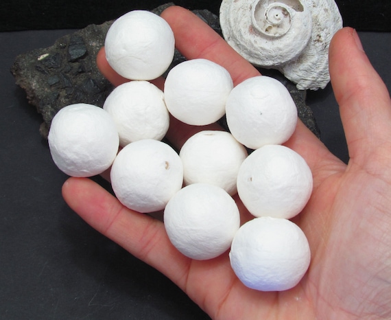 Cotton Balls for Making Hollow Beads - 25mm, 5pcs