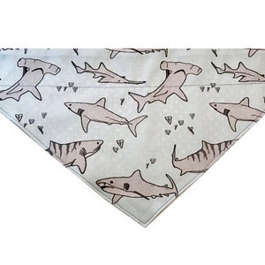 Snap On Bandana Shark Bandana Reversible Bandana Tie On Bandana THE MAKO BANDANA