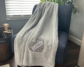 Sending You a HUG Box with gray floral heart, Soft Blanket, Comforting gift, Uplifting gift, Encouraging gift for her, Anxiety gift,