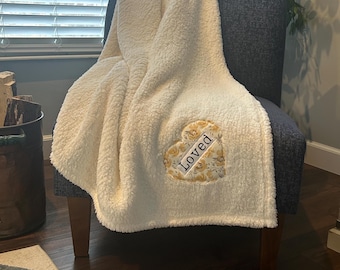 Sending You a HUG Box with heart, Soft Blanket, Comforting gift, Uplifting gift, Encouraging gift for her, Anxiety gift,