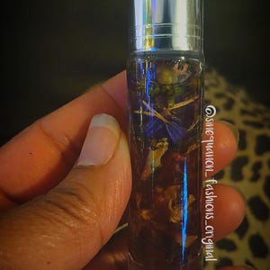 DELICADA Perfume Oil