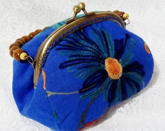 Linen Embroidery Flower Kisslock Bag Clasp Frame Bag Shoulder Bag Blue Purse with wooden beads handle Vintage Bag
