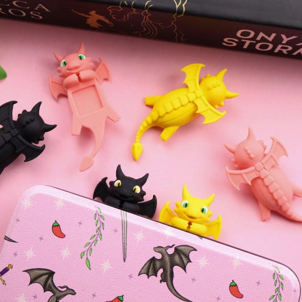 Kindle Dragon Buddy | Sticky Dragon for e-reader Kobo Phone and more | Romantasy Reader | Bookish Gift | BookTok Book Accessories
