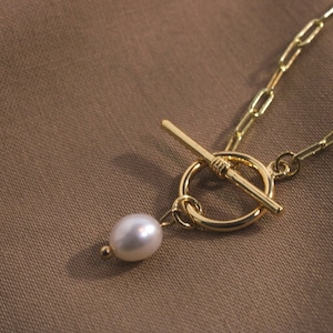 14k Gold Paperclip Pearl Necklace, Toggle Clasp Necklace, Gold Layering Necklace, Dainty Pearl Necklace, Gifts For Her
