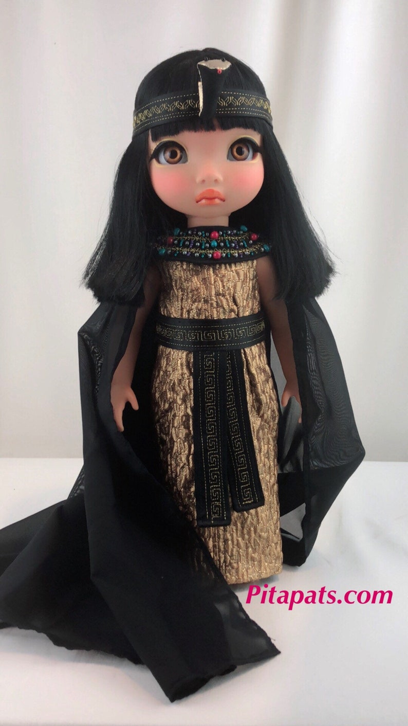 pocahontas disney animator doll
