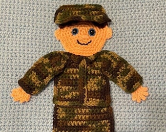 Vestido de muñeca, niño, traje militar de camuflaje Patrón PDF para descargar