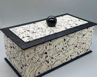 Doggie pattern Nepalese  paper covered hand made Box for desk, coffee table, home decor or jewelry