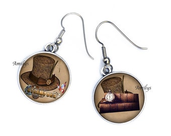 Cadeau scolaire lycéenne boucles d'oreilles steampunk, chapeau haut de forme, livres anciens, cadeau jeune fille