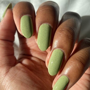 Green Speckled Vegan Nail Polish - Pastel Green Speckle Nails - Pistachio