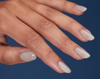 Gray Jelly Vegan Nail Polish, Sheer Silver Nails - Dove Jelly