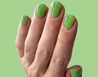 Citrus Green Jelly Nail Polish - Cirque Colors Lime Jelly