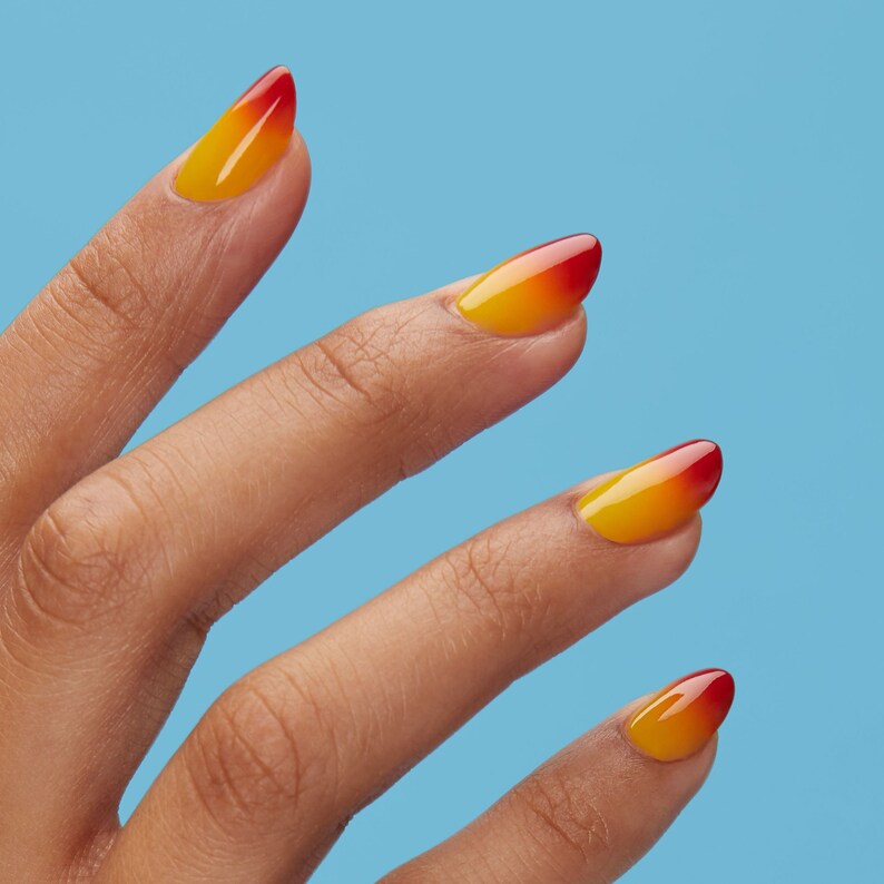 Red to Yellow Thermal Nail Polish, Color Mood Changing Nail Polish Nail Art Tequila Sunrise image 2