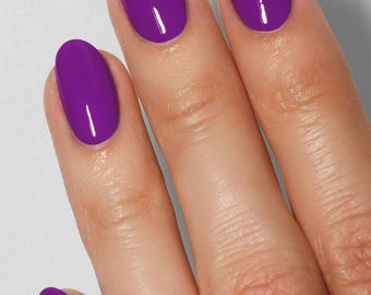 Neon Purple Crème Nail Polish - Cirque Colors Lean