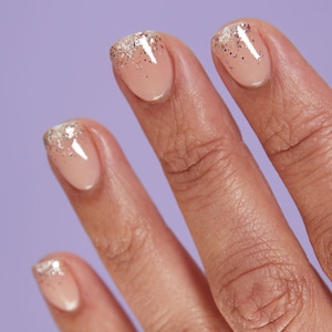 Silver Glitter Metallic Flake Vegan Nail Polish Topper - Silver Lining