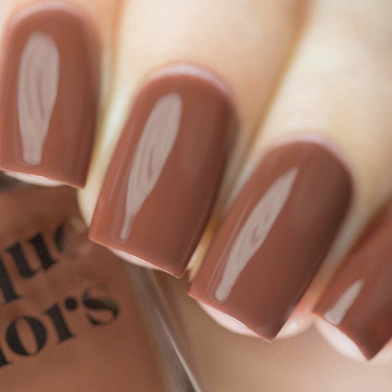 10 Chocolate Nail Colors to Try This Season - The Beauty Look Book