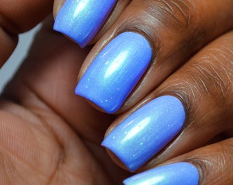 Blue Shimmer Periwinkle Vegan Nail Polish - Sky Blue Holographic Nails - Anchors Away