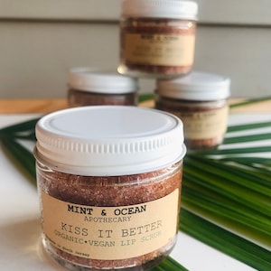 K.I.B. OrganicVegan Lip Scrub image 2