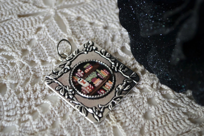 Reading Ghost Pendant image 3