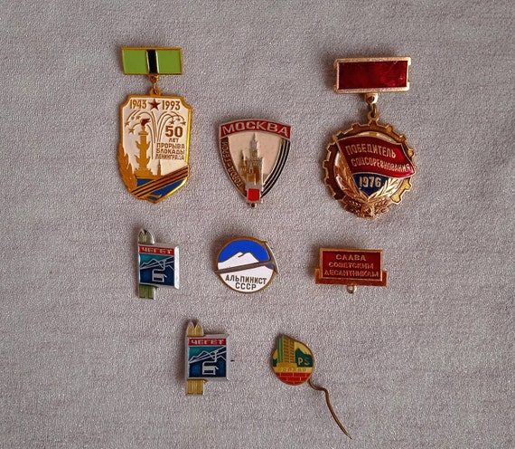 Soviet Pins, Mystery Box of 50-1000 Vintage Metal Pins! – Vintage-souvenir