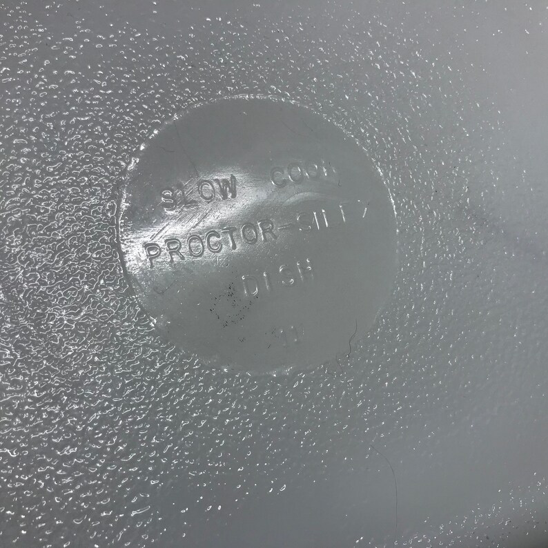PROCTOR SILEX Slow Cook PAN Refridgerator storage dish 1960s-70s Mid Century Modern Low Temp cookware storage kitchen opaline glassware