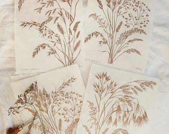 Linoryt „Trawy łąkowe” A4. Ręcznie wykonane botaniczne odbitki w kolorze złotym na naturalnym nepalskim papierze washi.