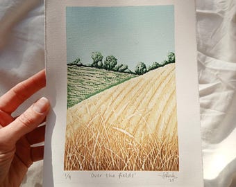 Linoryt „Over the Fields”. Limitowana edycja, ręcznie wykonany, oryginalny druk redukcyjny.