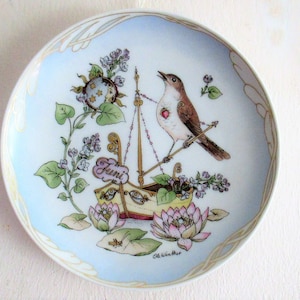 Vintage plate, vintage decorative plate, vintage wall plate, Hutschenreuter Germany,