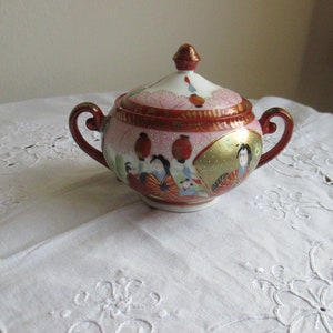 Caja de porcelana vintage con tapa, porcelana japonesa, estampada