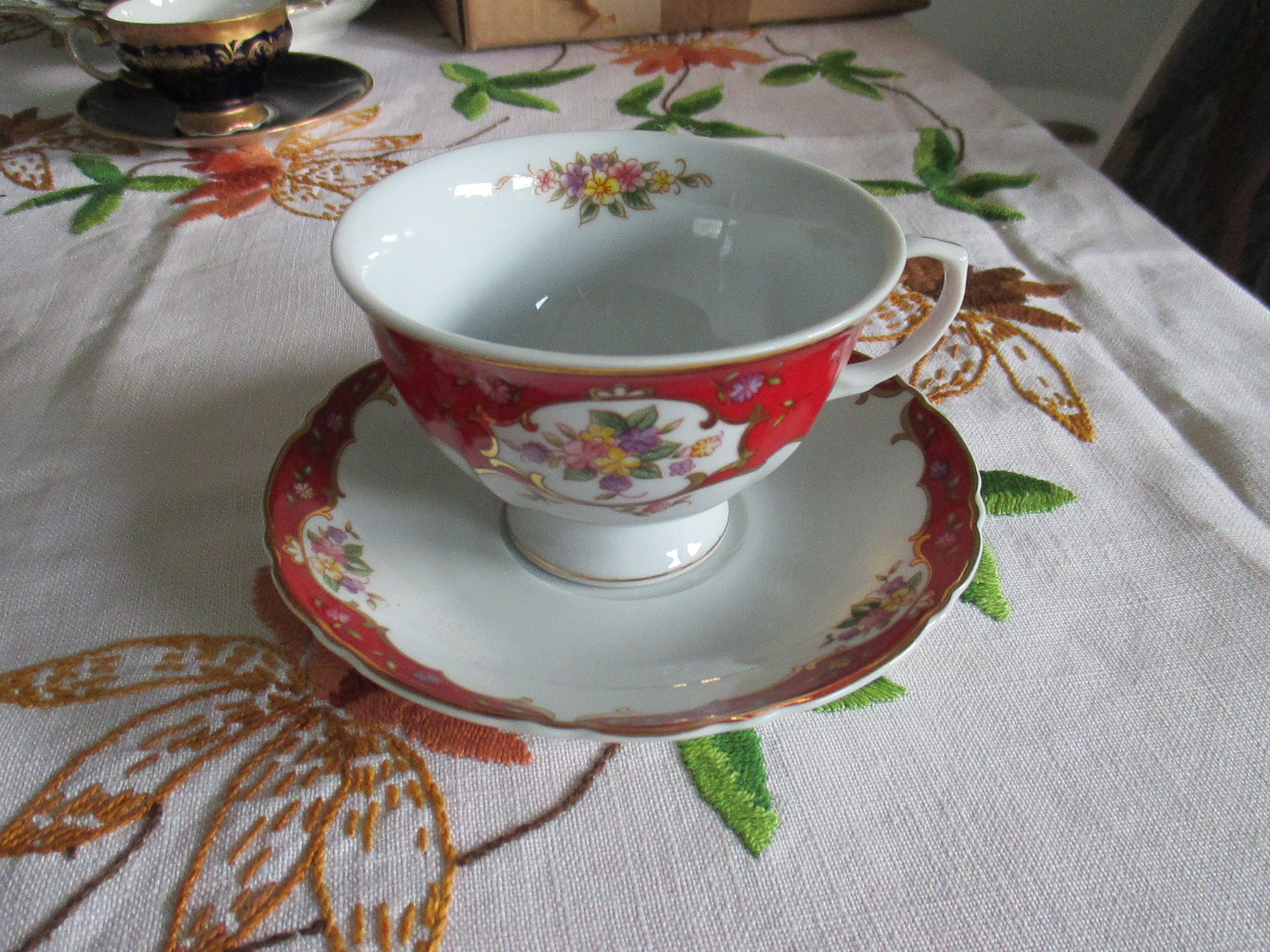 Porzellan Tasse mit Untertasse, MF Design Sissy, 70er Jahre