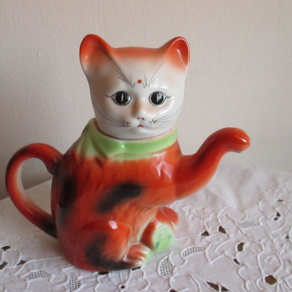 Vintage teapot, cat teapot, porcelain teapot