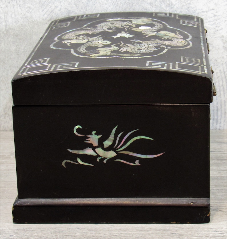 Mirrored Lid 2 Drawers Inlaid AbaloneMother of Pearl in DragonBirdGreek Key Designs Silk-Lined VTG Chinese JEWELRY BOX