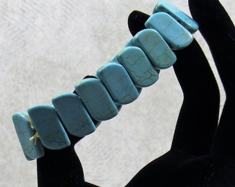 VTG Reconstituted Turquoise Stretch Bangle Bracelet