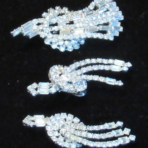 Vtg SET of BROOCH & EARRINGS or Shoe Clips High End Baguette Round Rhinestones in Silvertone image 10