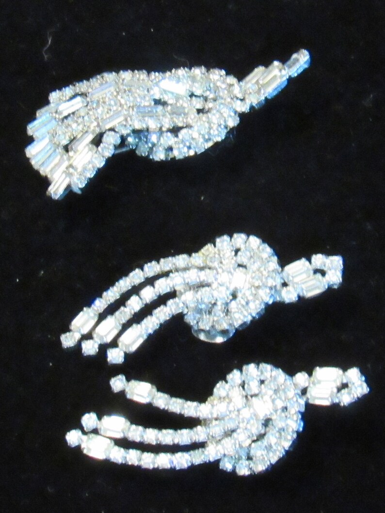or Shoe Clips Vtg SET of BROOCH /& EARRINGS High End Baguette Round Rhinestones in Silvertone