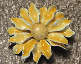 VTG 1960s Mod Enamel Flower PIN BROOCH 3" Orange Daisy Chrysanthemum