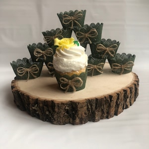 Green Burlap cupcake wrappers, rustic cupcake wrappers, wedding cupcake wrappers, cupcake holders, cupcake wraps, cupcakes, muffin wraps