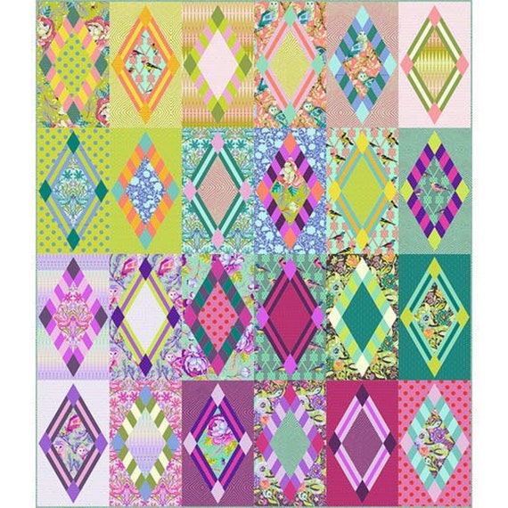 In Color Order: Tula Pink Kaleidoscope Quilt