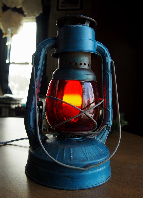 Dietz red glass lantern deals