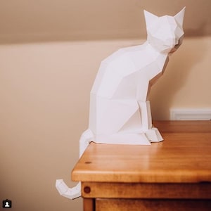Gato de papel 3D, escultura DIY de gato sentado, manualidades de papel, animales de baja poligonización, modelo de papel, rompecabezas de origami 3D, kit de descarga instantánea en PDF imagen 8