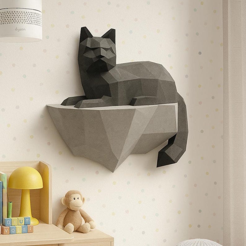 Papperspyssel Katt på en sten, Väggkonstruktion, 3D-papperspysselskulptur, Pappersmodell Katt, DIY-dekorationspresent, PDF-mönster, Djurtrofé, Pepakura bild 2