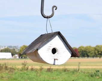 Wren Birdhouse | Reclaimed wood | Amish Handmade birdhouse  | Made in USA |