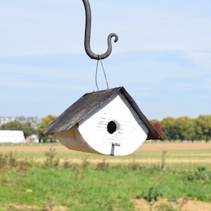 Wren Birdhouse | Reclaimed wood | Amish Handmade birdhouse  | Made in USA |