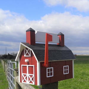 Amish mailbox | Barn mailbox | Unique mailbox | Amish handmade | name plate | Made in USA