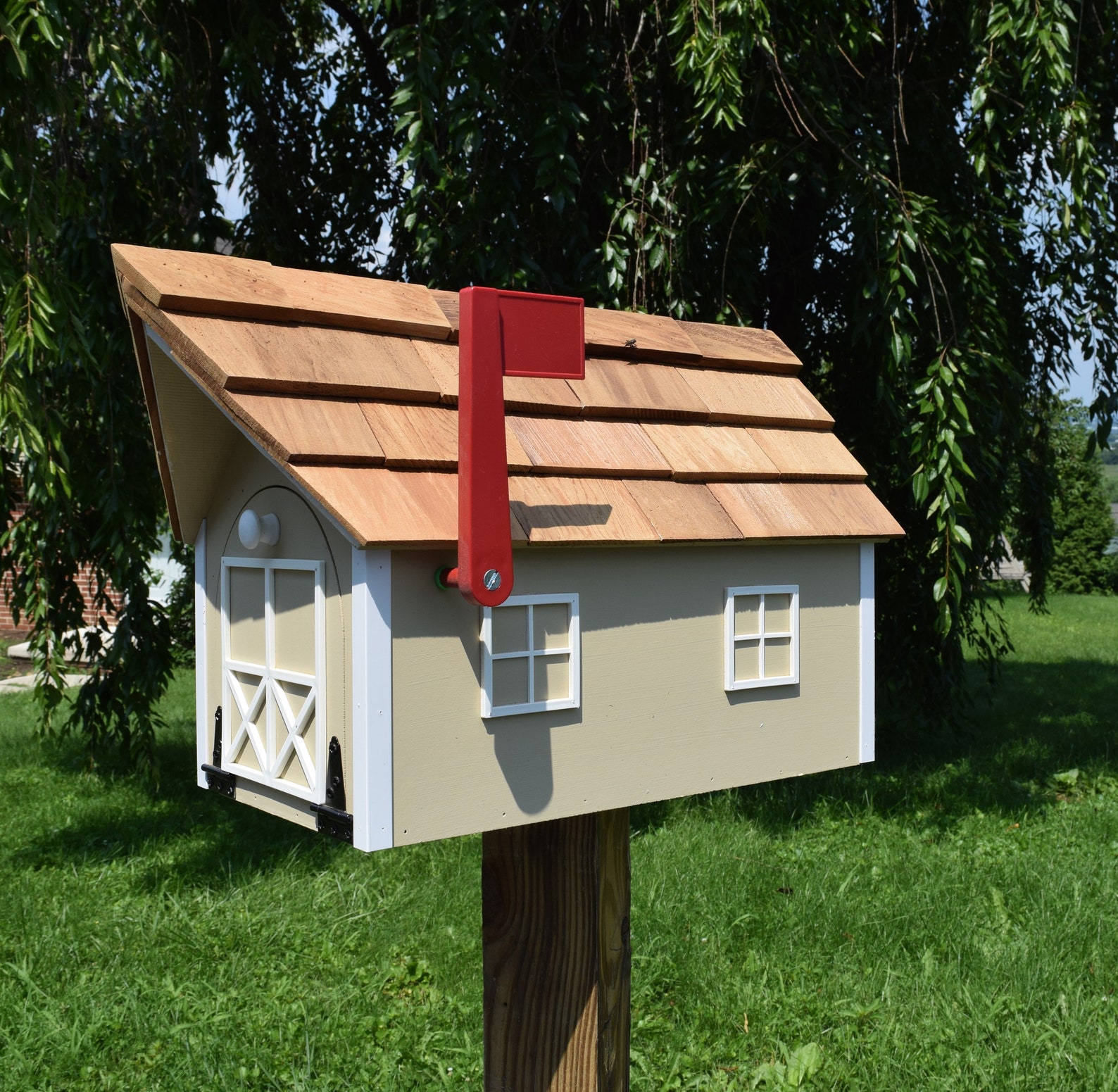 Amish Handmade Handcrafted Rural Mailbox W Flag USPS Horse & Buggy White/Black