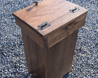 trash bin | Upright Lid trash can | Wooden trash can | Poplar wood | Multiple colors available | Amish handmade | Made in USA