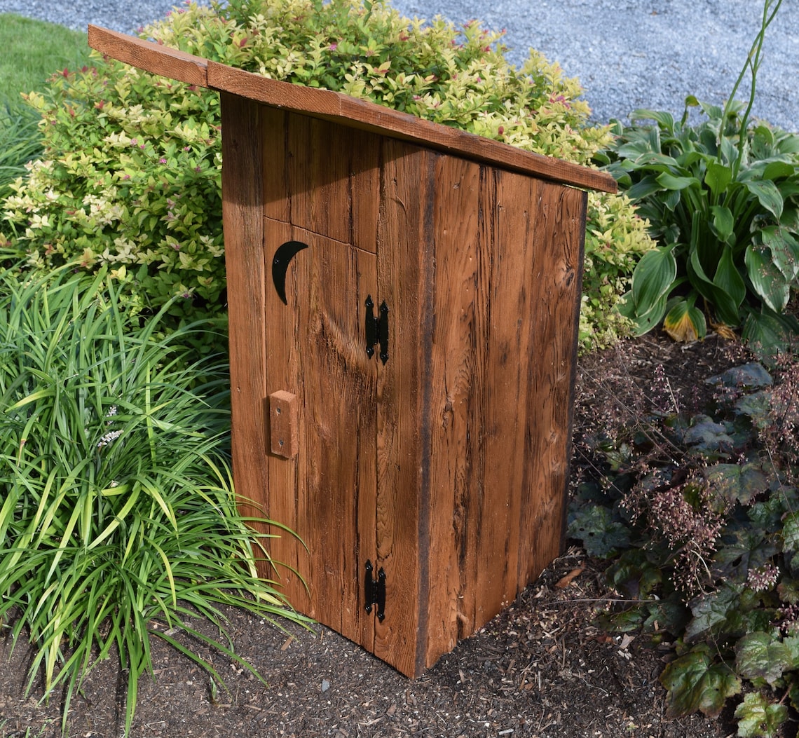 Well Cover Amish Outhouse Well Cover Reclaimed Wood made Etsy